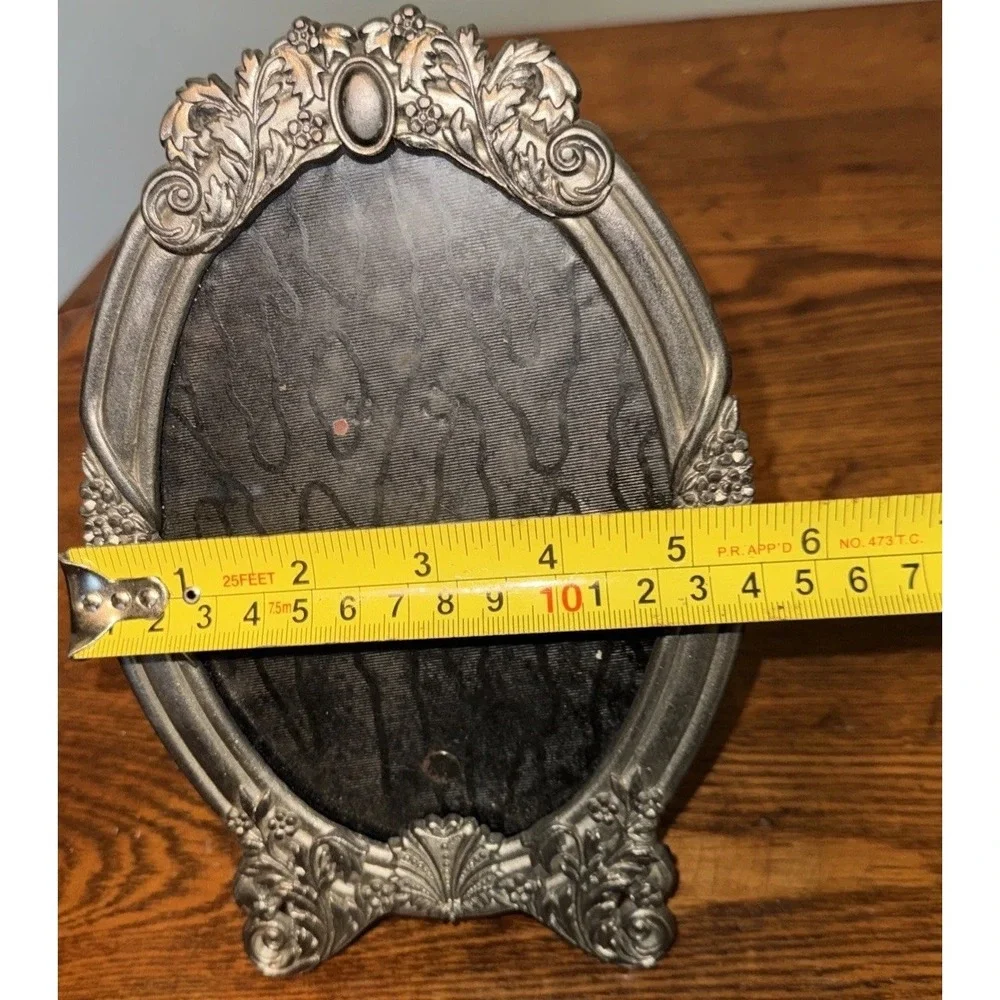 Vtg. Ornate Silver Metal Easel Frame 4 X 6 Oval